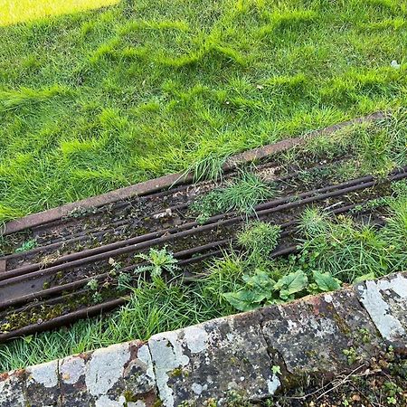 Old Ningwood Station Bed & Breakfast, Ningwood, Isle Of Wight Po41 0Tg Brook  Exteriér fotografie